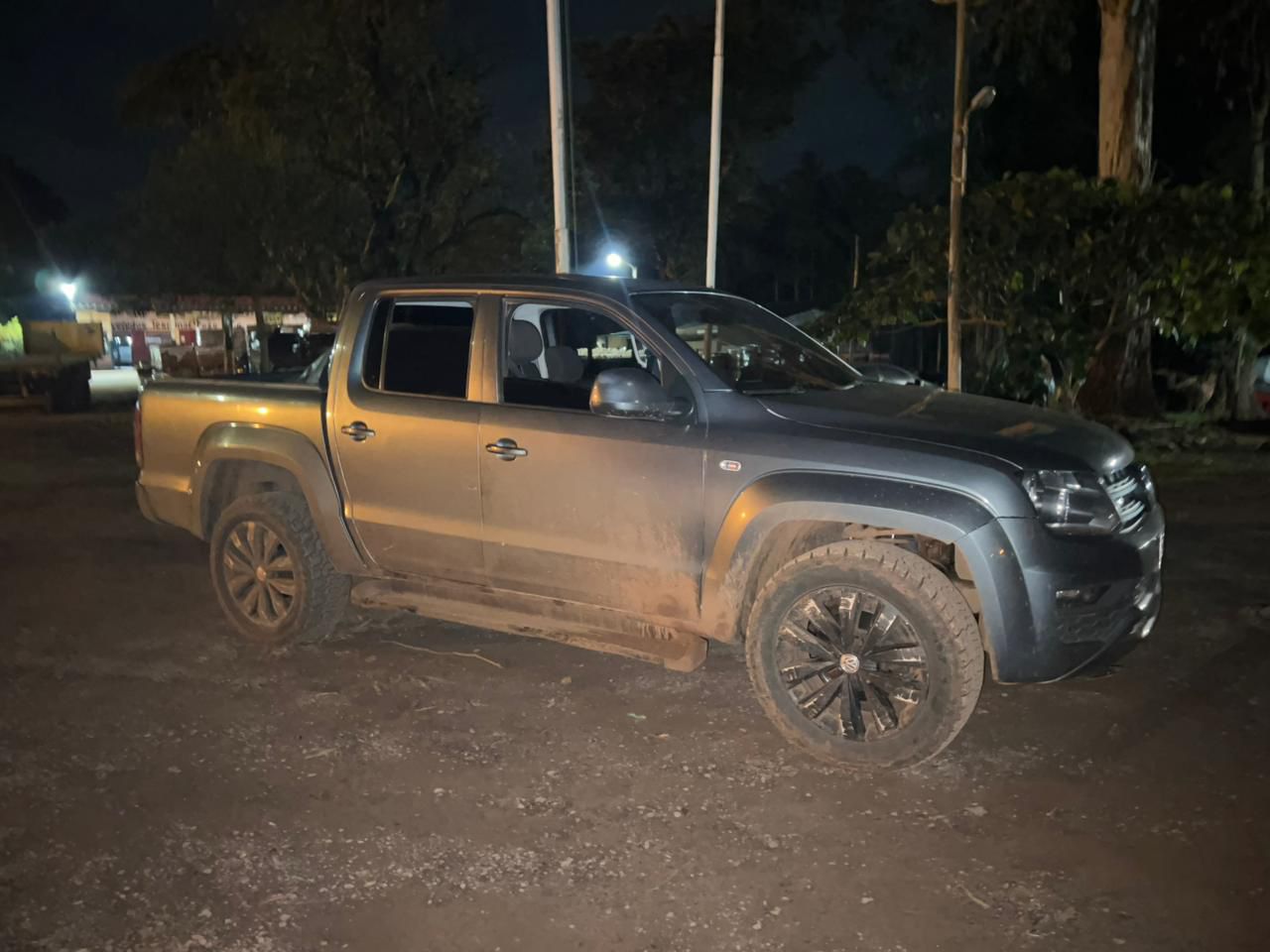 Detuvieron a policía de Eldorado y dos empleados de una concesionaria por estafar a colonos en Pozo Azul - Imagen 2